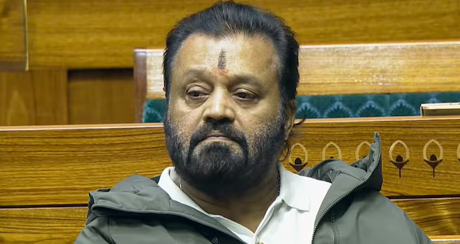 തൃ​ശൂ​രി​ൽ ഇ​ര​ട്ട​വോ​ട്ടു​വി​വാ​ദം  ടോ​പ് ഗി​യ​റി​ലേ​ക്ക്
