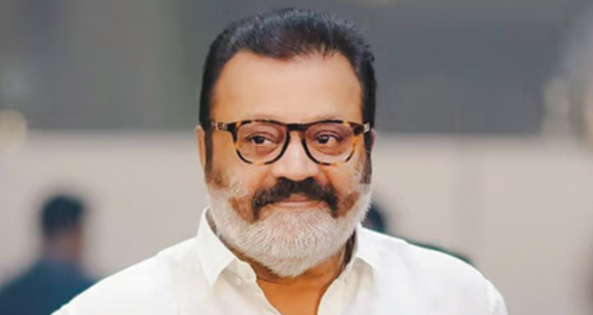 പി​ണ​റാ​യി ത​ന്നെ സി​പി​എ​മ്മി​ലേ​ക്ക്  ക്ഷ​ണി​ച്ചി​രു​ന്നു​വെ​ന്ന് സു​രേ​ഷ് ഗോ​പി