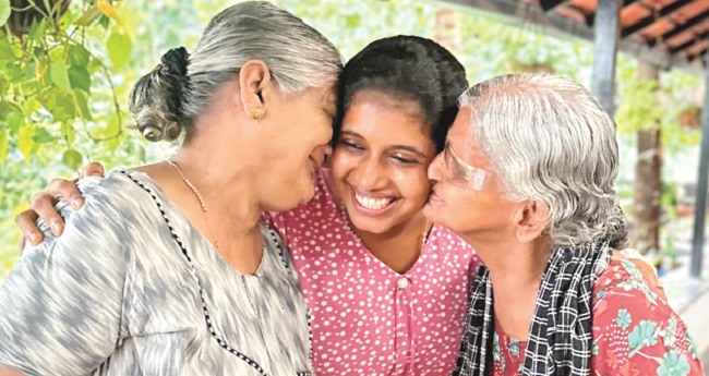 പ്ര​ചോ​ദ​നം സു​സ്മി​തം