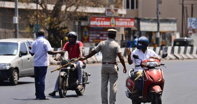 തമിഴ്നാട് ലോക്ക് ഡൗൺ 30 വരെ നീട്ടി, പൊതുഗതാഗതത്തിന് ഉപാധികളോടെ അനുമതി