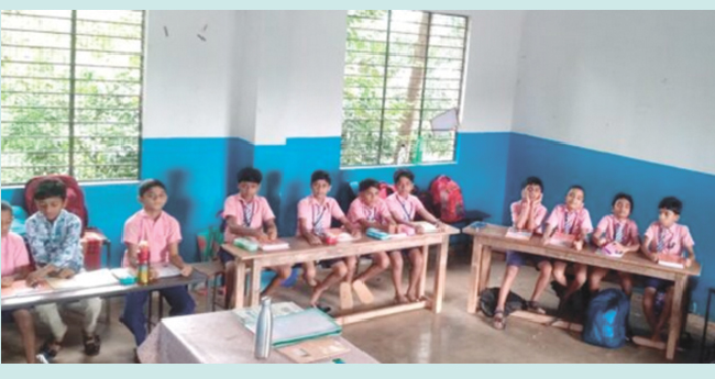 ക്ലാസ് റൂമിൽ ബാ​ക്ക് ബെ​ഞ്ചേ​ഴ്സി​നെ ഒ​ഴി​വാ​ക്കാ​ൻ ത​മി​ഴ്നാ​ടും