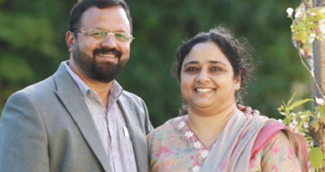 എ​രു​വാ​ട്ടി സ്വ​ദേ​ശി​നി അ​യ​ർ​ല​ൻ​ഡി​ൽ  പീ​സ് ക​മ്മീ​ഷ​ണ​ർ
