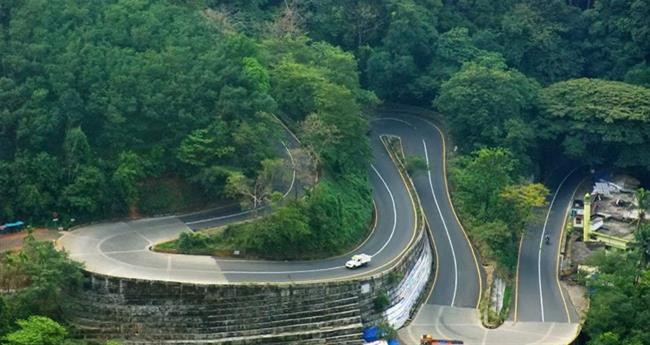 താ​മ​ര​ശേ​രി ചു​ര​ത്തി​ൽ ഭാ​ര വാ​ഹ​ന​ങ്ങ​ൾ​ക്ക് നി​യ​ന്ത്ര​ണം