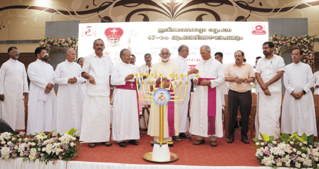 പ്ര​തി​ഫ​ലം പ്ര​തീ​ക്ഷി​ച്ച് ക​ത്തോ​ലി​ക്കാ​സ​ഭ  ഒ​ന്നും ചെ​യ്തി​ട്ടി​ല്ല: മാ​ർ റാ​ഫേ​ൽ ത​ട്ടി​ൽ