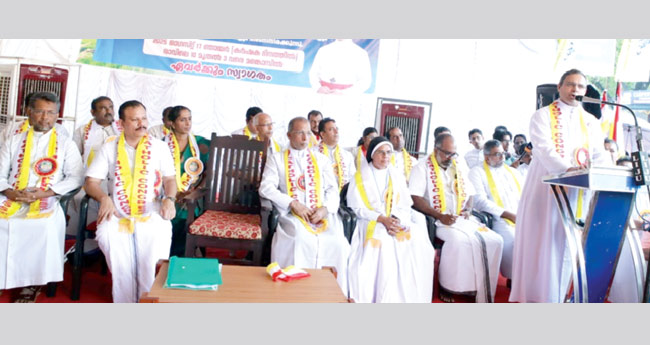 രാഷ്ട്രീയപാര്‍ട്ടികള്‍ക്ക് താക്കീതായി കുട്ടനാട് രക്ഷാ ധര്‍ണ
