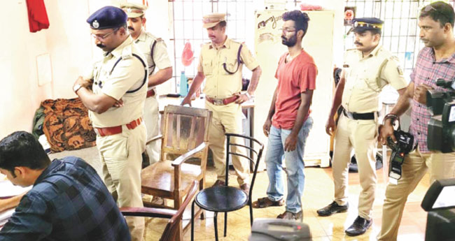 സി​ദ്ധാ​ര്‍​ഥ​ന്‍റെ മ​ര​ണം : ശ​ക്ത​മാ​യ ന​ട​പ​ടി വേ​ണ​മെ​ന്നു  സാം​​​സ്കാ​രി​കനാ​യ​ക​രു​ടെ കൂ​ട്ടാ​യ്മ