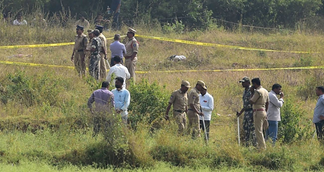 തെലുങ്കാന ഏറ്റുമുട്ടൽ കൊലപാതകം മൂന്നംഗ സമിതി അന്വേഷിക്കും