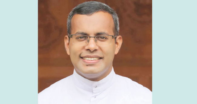 ഡോ. തോമസ് വടക്കേൽ ബെനഡിക്ട് മാർപാപ്പയുടെ ജന്മശതാബ്ദി ആചരണ കമ്മിറ്റിയംഗം