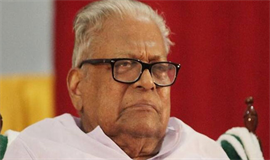 വി​എ​സി​ന്‍റെ  ആരോഗ്യനില ഗുരുതരം