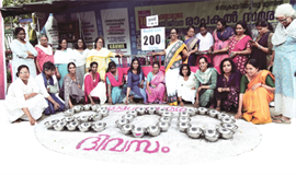 200 ദി​വ​സം പി​ന്നി​ട്ട് സ​മ​രം; ‘പ​​​​ട്ടി​​​​ണി​​​​ക്ക​​​​ള’മിട്ട് ആശമാർ