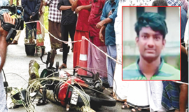 വീണ്ടും അനാസ്ഥ; റോ​ഡി​ൽ പൊ​ട്ടി​വീ​ണ  വൈ​ദ്യു​തക​മ്പി​യി​ൽനി​ന്ന് ഷോ​ക്കേ​റ്റ് വി​ദ്യാ​ർ​ഥി​ മരിച്ചു