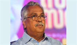 മോ​ദി ഹി​റ്റ്‌ലർ വ​ഴി​യി​ൽ: ബി​നോ​യ് വി​ശ്വം
