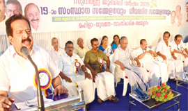 കേ​ര​ള​ തീ​ര​ങ്ങ​ളി​ല്‍ ഖ​ന​നം  അ​നു​വ​ദി​ക്കി​ല്ലെ​ന്ന് ര​മേ​ശ് ചെ​ന്നി​ത്ത​ല