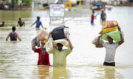 പ്രളയക്കെടുതിയിൽ വടക്കുകിഴക്കൻ സംസ്ഥാനങ്ങൾ; 34 മ​​​​​​ര​​​​​​ണം, ആ​​​​​​യി​​​​​​ര​​​​​​ക്ക​​​​​​ണ​​​​​​ക്കി​​​​​​നു വീ​​​​​​ടു​​​​​​ക​​​​​​ൾ ത​​​​​​ക​​​​​​ർ​​​​​​ന്നു