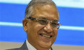 മുഖ്യ തെരഞ്ഞെടുപ്പ് കമ്മീഷണറെ പുറത്താക്കാൻ പ്രതിപക്ഷം