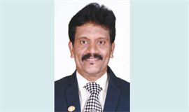 ജി​സ്‌​മോ​ന്‍  ചെ​യ​ര്‍മാ​ന്‍
