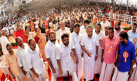 ശ​ബ​രി​മ​ല​യെ വി​വാ​ദ​മാ​ക്കാ​ൻ സം​ഘ​പ​രി​വാ​ർ ശ്ര​മം: പി​ണ​റാ​യി വി​ജ​യ​ൻ