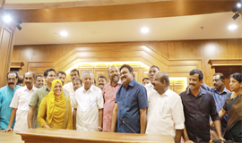 വികസനത്തില്‍ വിവേചനമില്ല: മുഖ്യമന്ത്രി