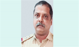 എസ്ഐ തൂങ്ങിമരിച്ച നിലയിൽ