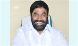വീ​ണയെ ന്യാ​യീ​ക​രി​ച്ചും രാ​ജി ത​ള്ളി​യും വാ​സ​വ​ൻ