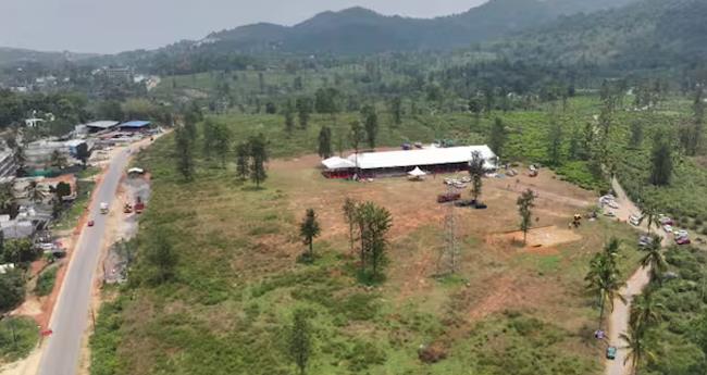 വ​യ​നാ​ട് ടൗ​ണ്‍​ഷി​പ്പ്; എ​ൽ​സ്റ്റ​ൺ എ​സ്റ്റേ​റ്റി​ൽ ഇ​ന്നു മു​ത​ൽ തൊ​ഴി​ലാ​ളി സ​മ​രം