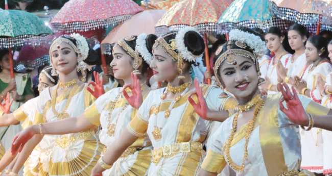 തി​രു​വ​ന​ന്ത​പു​രം മു​ന്നേ​റി