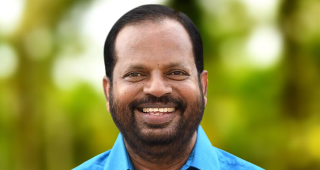 ഗൂ​ഢാ​ലോ​ച​ന​യു​ടെ  പ്ര​ഭ​വകേ​ന്ദ്രം പ​റ​വൂ​ർ:  കെ.​എ​ന്‍. ഉ​ണ്ണി​കൃ​ഷ്ണ​ന്‍