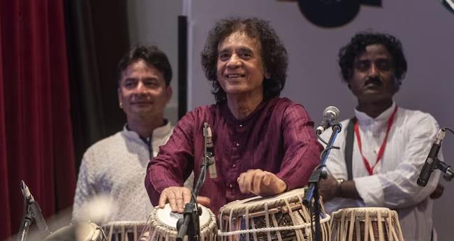 പ്ര​ശ​സ്ത ത​ബ​ല വി​ദ്വാ​ൻ ഉ​സ്താ​ദ് സാ​ക്കി​ർ ഹു​സൈ​ൻ ആ​ശു​പ​ത്രി​യി​ൽ; അ​തീ​വ ഗു​രു​ത​രാ​വ​സ്ഥ​യി​ൽ