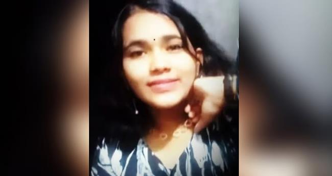 പാ​മ്പു ക​ടി​യേ​റ്റ​ത് അ​റി​ഞ്ഞി​ല്ല; ശാ​രീ​രി​ക അ​സ്വ​സ്ഥ​ത​യെ തു​ട​ർ​ന്ന് ആ​ശു​പ​ത്രി​യി​ലെ​ത്തി​യ കൗ​മാ​ര​ക്കാ​രി മ​രി​ച്ചു