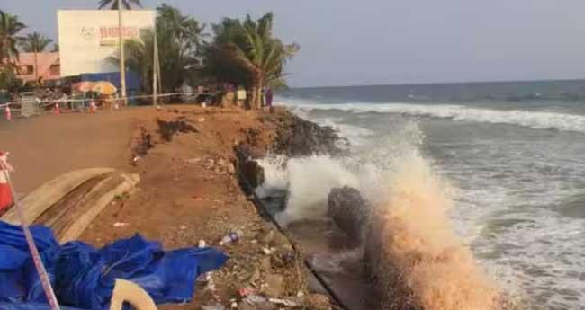 ശ​ക്ത​മാ​യ മ​ഴ; തി​രു​വ​ന​ന്ത​പു​രം ജി​ല്ല​യി​ൽ വി​വി​ധ​യി​ട​ങ്ങ​ളി​ൽ വെ​ള്ള​ക്കെ​ട്ട്