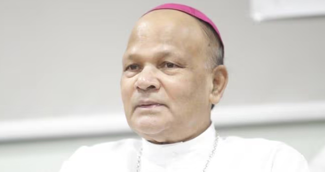 മു​ന​മ്പം പ്ര​ശ്‌​നം പ​രി​ഹ​രി​ക്കാ​ന്‍ മു​ഖ്യ​മ​ന്ത്രി​യു​മാ​യി  ച​ര്‍​ച്ച ന​ട​ത്തും:  ആ​ര്‍​ച്ച്ബി​ഷ​പ് ഡോ. ​വ​ര്‍​ഗീ​സ് ച​ക്കാ​ല​ക്ക​ല്‍