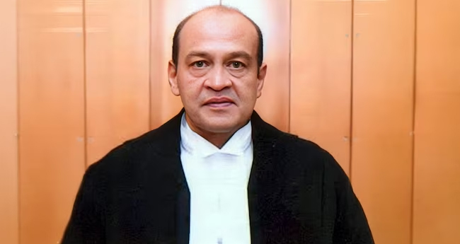 ജസ്റ്റീസ് വർമയ്ക്കെതിരായ അന്വേഷണ റിപ്പോർട്ട് സമർപ്പിച്ചു