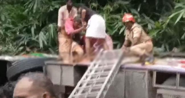 ഇ​ല​വു​ങ്ക​ല്‍ ബ​സ​പ​ക​ടം; അ​ല​ക്ഷ്യ​മാ​യി വാ​ഹ​ന​മോ​ടി​ച്ച​തി​ന് ഡ്രൈ​വ​ര്‍​ക്കെ​തി​രെ കേ​സെ​ടു​ത്തു