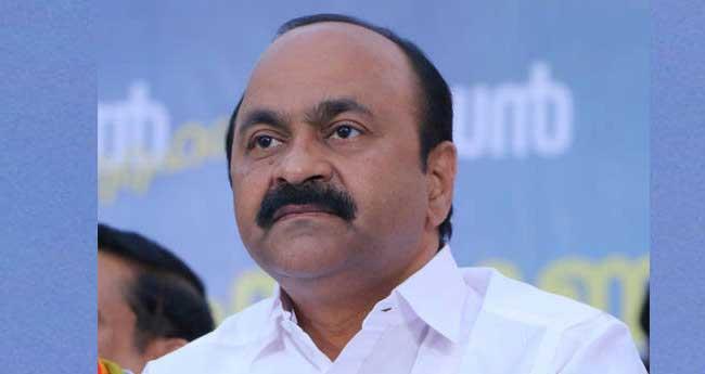 വി.​ഡി. സ​തീ​ശ​ൻ തി​ങ്ക​ളാ​ഴ്ച എ​ൻ.​എം. വി​ജ​യ​ന്‍റെ വീ​ട്ടി​ലെ​ത്തും