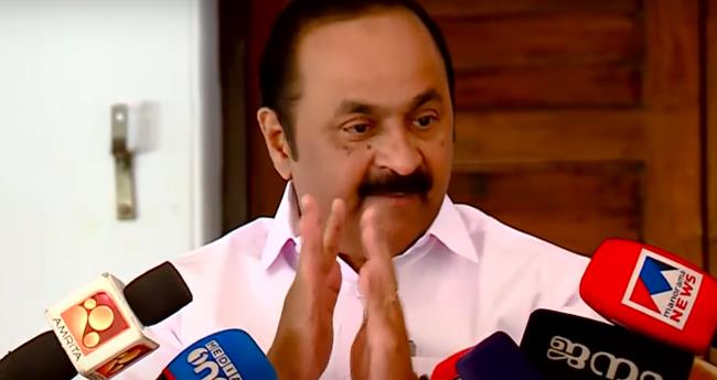 സ​മാ​ന്ത​ര രാ​ഷ്ട്രീ​യ പ്ര​വ​ർ​ത്ത​നം ന​ട​ത്തു​ന്നു; കെ​പി​സി​സി യോ​ഗ​ത്തി​ൽ വി.​ഡി. സ​തീ​ശ​ന് രൂ​ക്ഷ​വി​മ​ർ​ശ​നം