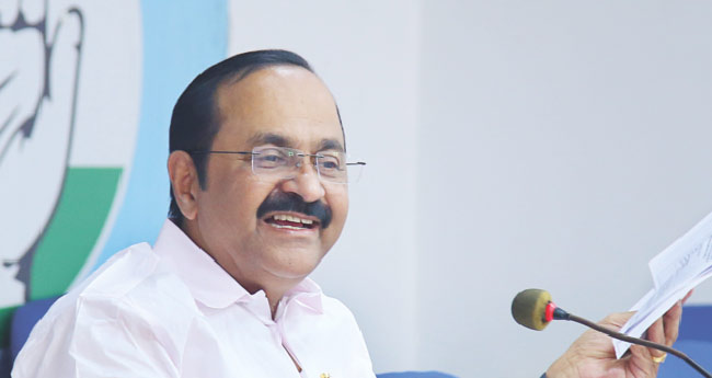മലയാളി വ്യവസായി പിബിക്കു നൽകിയ കത്ത് മൂടിവച്ചത് എന്തിനെന്നു വ്യക്തമാക്കണം: സതീശൻ