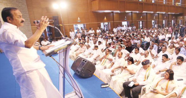 രാ​ജ്യ​ത്തി​ന്‍റെ വി​ദേ​ശന​യം മോ​ദി  അ​ട്ടി​മ​റി​ച്ചു: വി.​ഡി. സ​തീ​ശ​ൻ