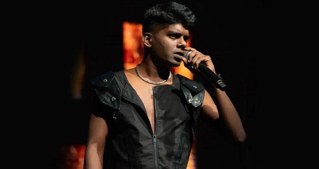 വേ​ട​ന് പു​ലി​പ്പ​ല്ല് സ​മ്മാ​നി​ച്ച​ത് മ​ലേ​ഷ്യ​ൻ പ്ര​വാ​സി ര​ഞ്ജി​ത് കു​മ്പി​ടി