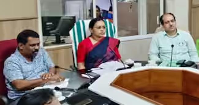 പ​ക​ര്‍​ച്ച​വ്യാ​ധി പ്ര​തി​രോ​ധം;  ക​ണ്‍​ട്രോ​ള്‍ റൂം ​ഉ​ട​ൻ ആ​രം​ഭി​ക്കും