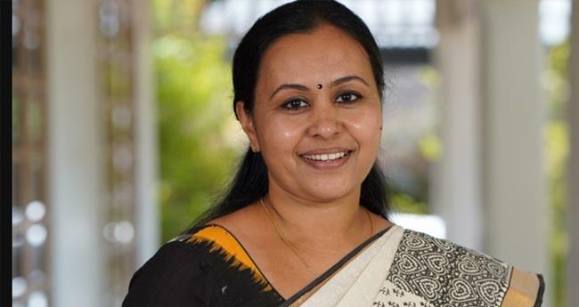 മ​ന്ത്രി വീ​ണാ ജോ​ര്‍​ജി​ന്‍റെ ഭ​ര്‍​ത്താ​വി​നെ​തി​രെ ആ​രോ​പ​ണ​വു​മാ​യി സി​പി​എം നേ​താ​വ്