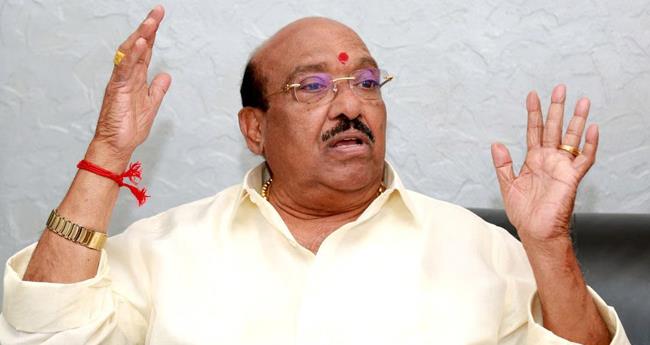 മു​ഖ്യ​മ​ന്ത്രി കു​റ​ച്ചു​കൂ​ടി സൂ​ക്ഷി​ച്ച് സം​സാ​രി​ക്ക​ണ​മെ​ന്ന് വെ​ള്ളാ​പ്പ​ള്ളി ന​ടേ​ശ​ൻ