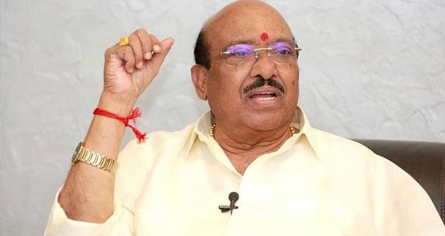 ഭ​ക്ഷ​ണം ക​ഴി​ക്കാ​നും നു​ണ പ​റ​യാ​നും മാ​ത്രം വാ​യ തു​റ​ക്കു​ന്ന ആ​ളാ​ണ് പി.​സി.​ജോ​ർ​ജ്: വെ​ള്ളാ​പ്പ​ള്ളി ന​ടേ​ശ​ന്‍