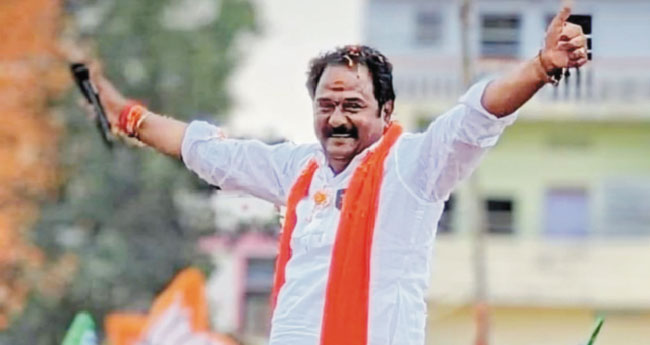 കെസിആറിനെയും  രേവന്തിനെയും ഞെട്ടിച്ച്  ബിജെപി