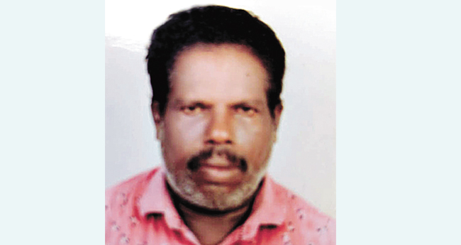 മു​ത​ല​പ്പൊ​ഴി​യി​ൽ വീ​ണ്ടും അ​പ​ക​ടം: വ​ള്ളം മ​റി​ഞ്ഞ് തൊ​ഴി​ലാ​ളി മ​രി​ച്ചു