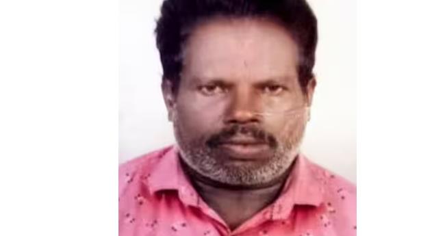 മു​ത​ല​പ്പൊ​ഴി​യി​ല്‍​വ​ള്ളം മ​റി​ഞ്ഞ് മ​ത്സ്യ​ത്തൊ​ഴി​ലാ​ളി മ​രി​ച്ചു