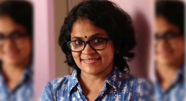 സം​വി​ധാ​യി​ക  വി​ധു വി​ന്‍​സെന്‍റ്  ഡ​ബ്ല്യു​സി​സി വി​ട്ടു