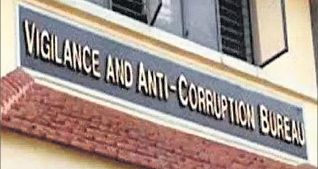 ഇഡി ഉദ്യോഗസ്ഥന്‍ പ്രതിയായ കേസ്: നി​​​ര്‍ണാ​​​യ​​​ക ഡി​​​ജി​​​റ്റ​​​ല്‍ തെ​​​ളി​​​വു​​​ക​​​ള്‍ വി​​​ജി​​​ല​​​ന്‍സി​​​ന്