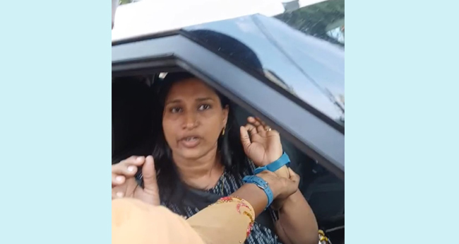 കെ​ട്ടി​ട പെ​ര്‍​മി​റ്റി​ന് കൈ​ക്കൂ​ലി ; കൊ​​​​ച്ചി കോ​​​​ര്‍​പ​​​​റേ​​​​ഷ​​​​ന്‍ ഉ​​​​ദ്യോ​​​​ഗ​​​​സ്ഥ വി​​​​ജി​​​​ല​​​​ന്‍​സ് പി​​​​ടി​​​​യി​​​​ല്‍