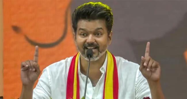 ഡി​എം​കെ ബി​ജെ​പി​യു​ടെ ര​ഹ​സ്യ പ​ങ്കാ​ളിയെന്ന് വി​ജ​യ്