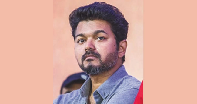 സോ​റി​യ​ല്ല, നീ​തി​യാ​ണു  വേ​ണ്ട​ത്: വി​ജ​യ്‌